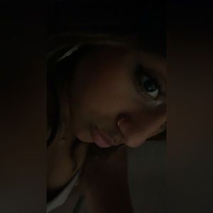 Meet your Posher, Sanam